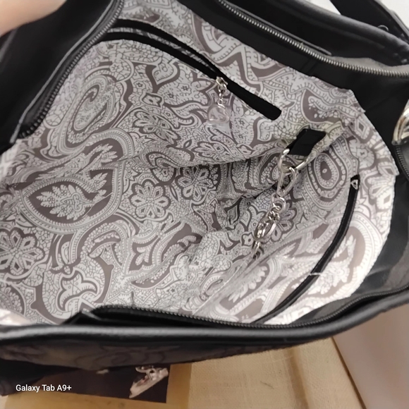 Black Shoulder Bag - Picture 2 of 2